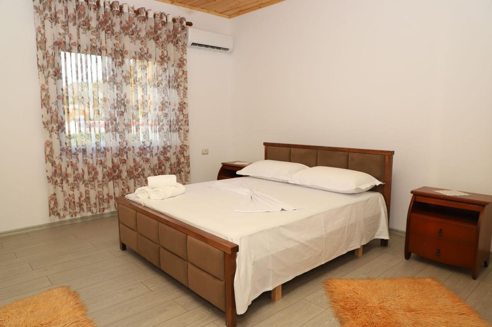 Georgemishel Guest House Берат Экстерьер фото