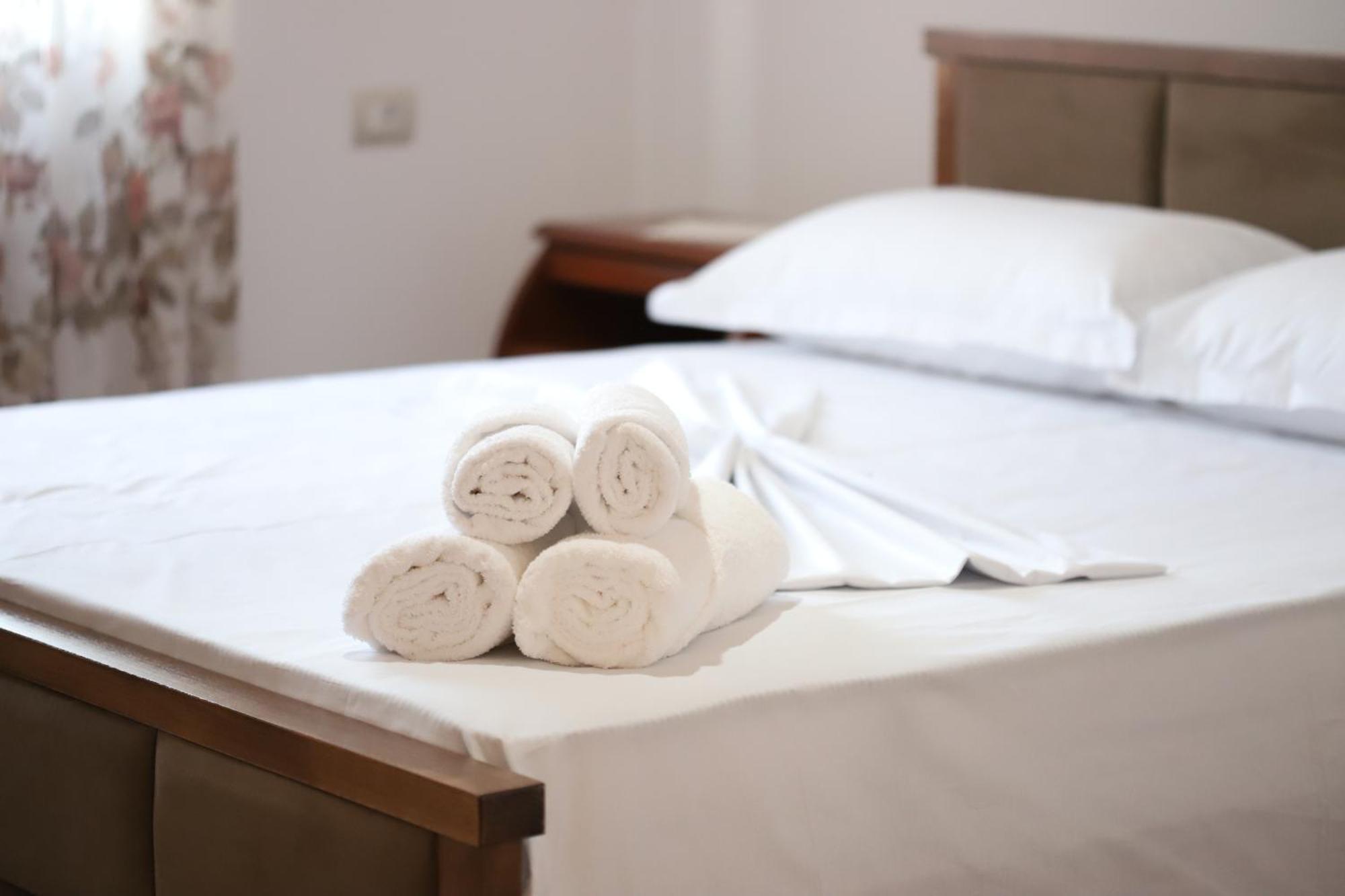Georgemishel Guest House Берат Экстерьер фото