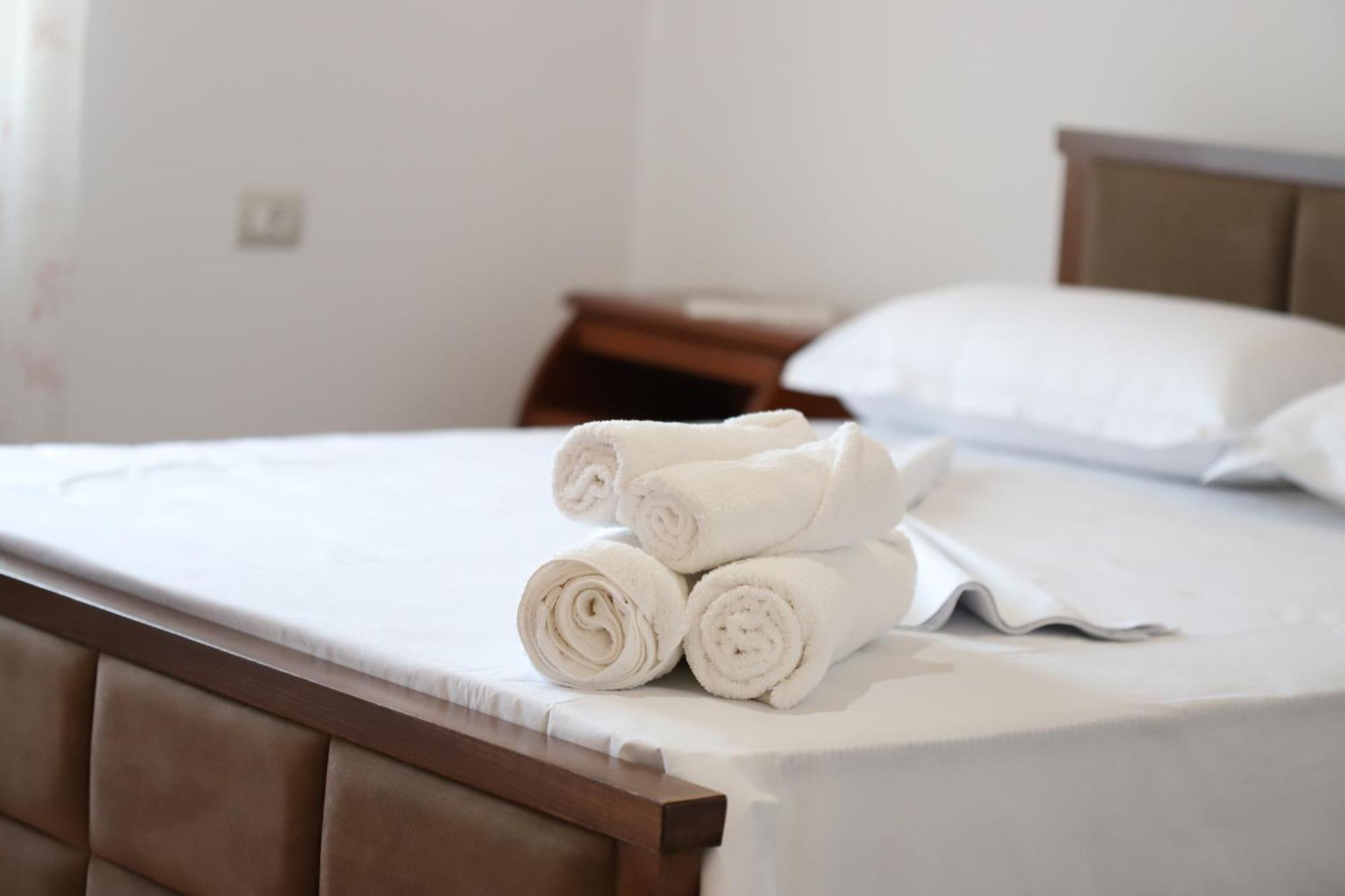 Georgemishel Guest House Берат Экстерьер фото