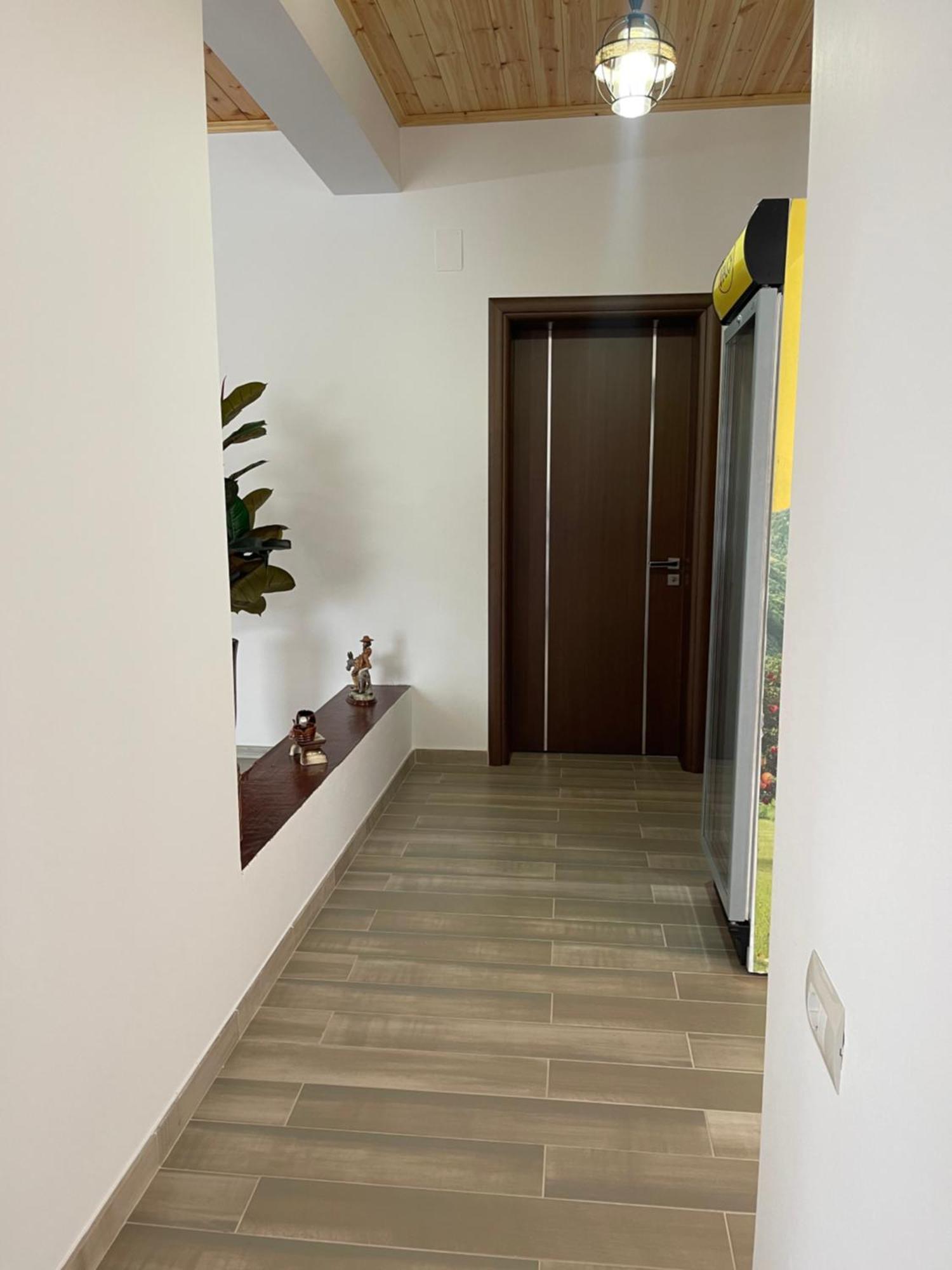 Georgemishel Guest House Берат Экстерьер фото