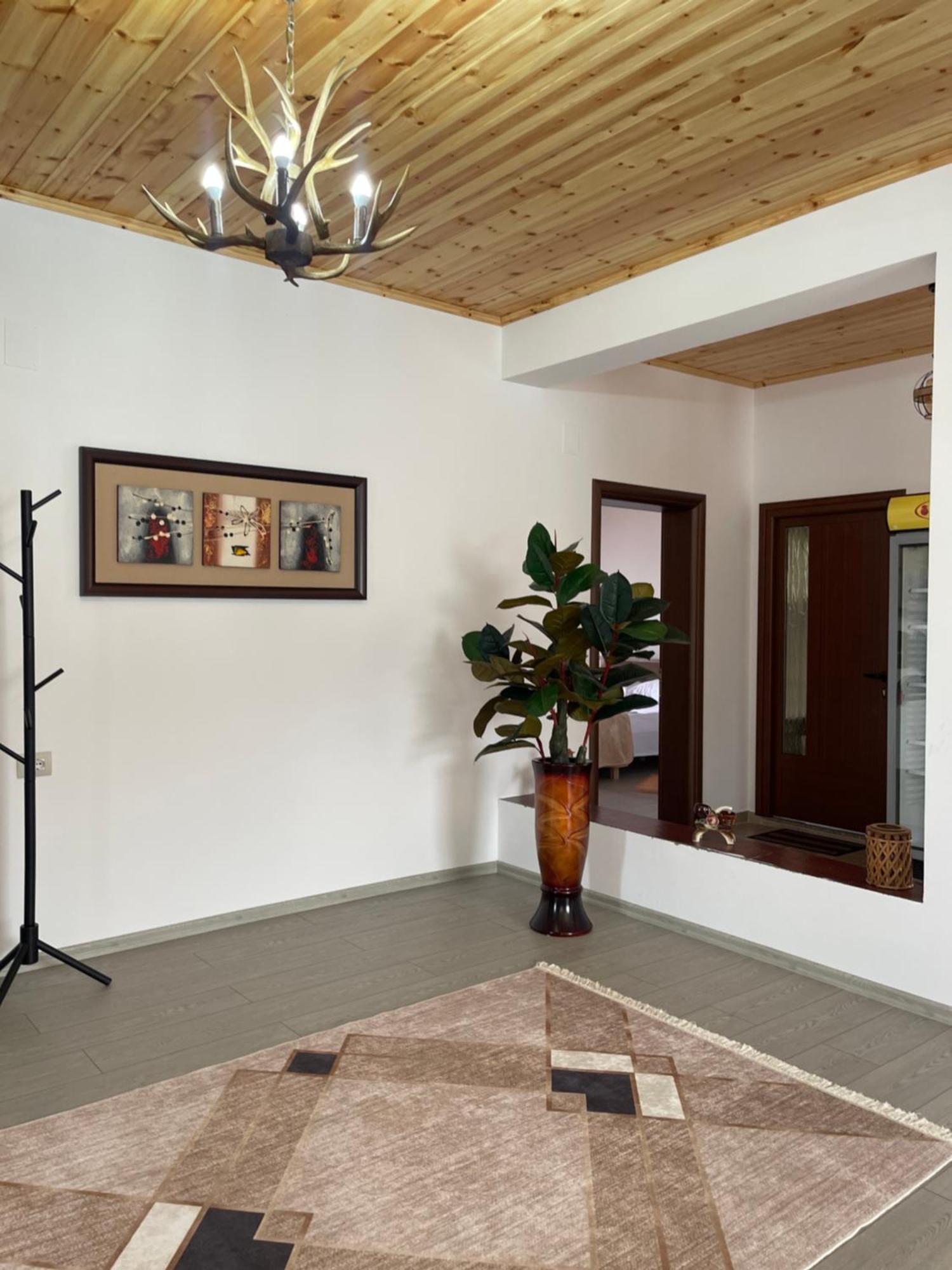 Georgemishel Guest House Берат Экстерьер фото