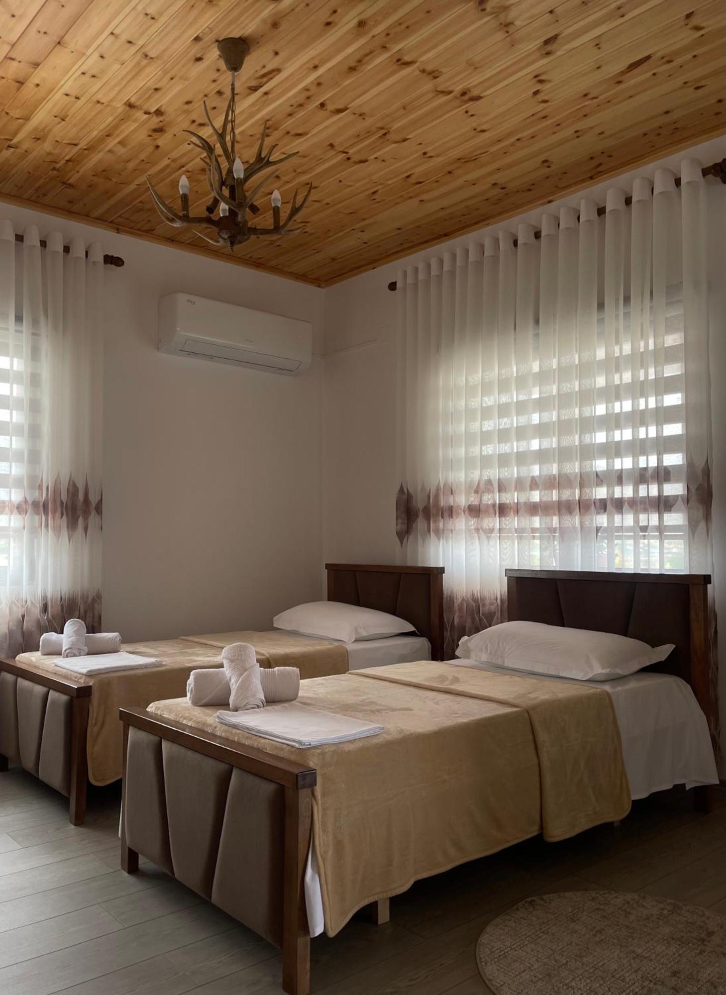 Georgemishel Guest House Берат Экстерьер фото